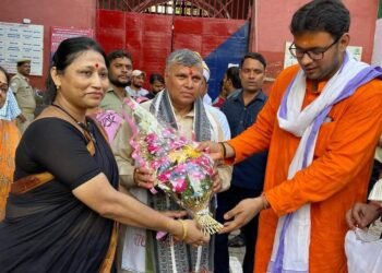 होमगार्ड कारागार (स्वतंत्र प्रभार) राज्य मंत्री मा धर्मवीर प्रजापति जी का बड़े ही धूमधाम से ताज नगरी आगरा में मनाया गया जन्मोत्सव