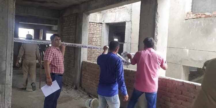 मुख्यमंत्री योगी आदित्यनाथ की सख्ती के बाद एडीए भी दिख रहा सख्त