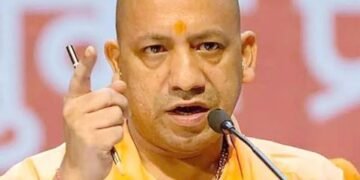 CM Yogi को तीन दिन के अंदर बम से उड़ाने की धमकी