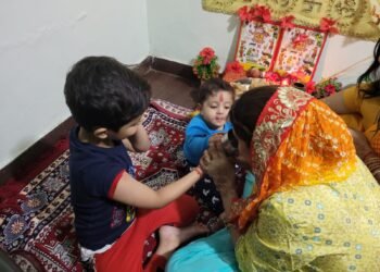 समाजसेवी डॉ रेनू शरण ने बच्चों की दीर्घायु के लिए अहोई अष्टमी पूजन, वृत किया