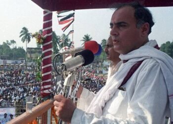 जेल से छूटेंगे Rajiv Gandhi  के हत्‍यारे, SC ने दिया नलिनी समेत 6 दोषियों की रिहाई का आदेश