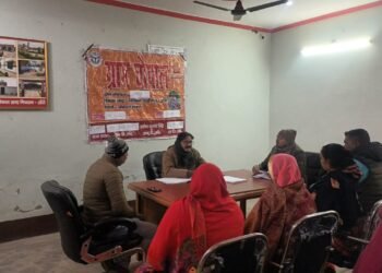 बेलरायॉ -खीरी मा० मुख्यमन्त्री जी के आदेश के क्रम  में ग्राम चौपाल कार्यक्रम।