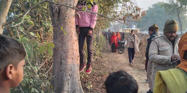 लखीमपुर खीरी में ससुराल गए युवक का पेड़ से लटका मिला शव …