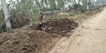 जल निगम के ठेकेदार द्वारा बच्चों से मजदूरी करवा कर बाल अधिकार का किया जा रहा है हनन .