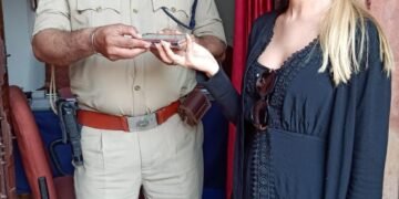 सीआईएसएफ के  जवानों ने दी ईमादारी की मिसाल,,,,,,,,,