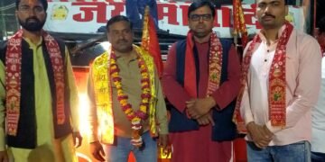 पूजा अर्चना ,ध्वजा दिखा कर दार्शनिक लाभ बस यात्रा को किया रवाना …