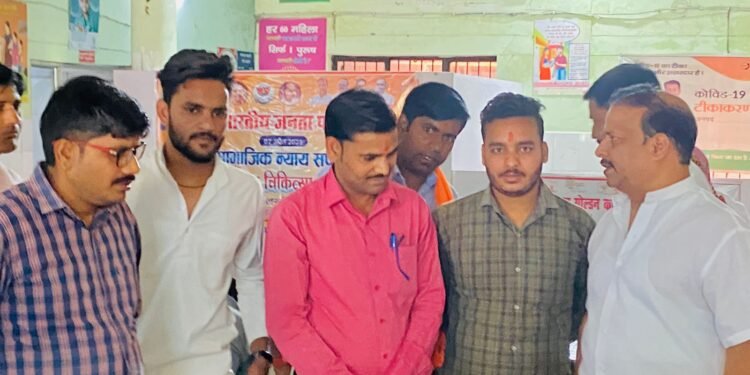 सामुदायिक स्वास्थ्य केंद्र फरधान पर स्वास्थ्य शिविर का आयोजन हुआ