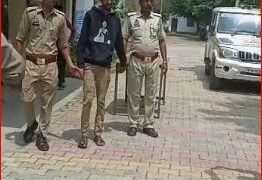थाना तिकुनिया पुलिस द्वारा 12 ग्राम स्मैक के साथ 01 नफर अभियुक्त को किया गया गिरफ्तार …