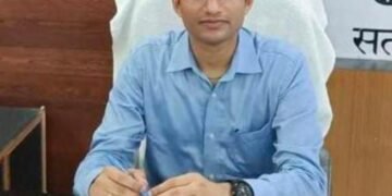 करहल उप जिलाधिकारी गोपाल शर्मा द्वारा एक नया फरमान जारी अगर सरकारी कर्मचारी रिश्वत मांगे तो करें शिकायत