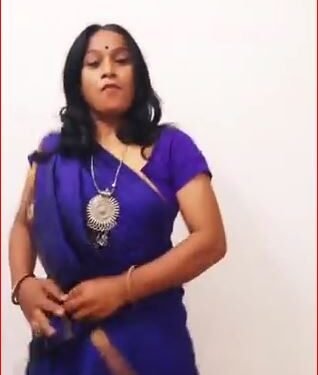 Bulanshahar: Reel बनाने के चक्कर में शिक्षिका ने स्कूल में कर दिया अश्लील, भस्मासुर डांस