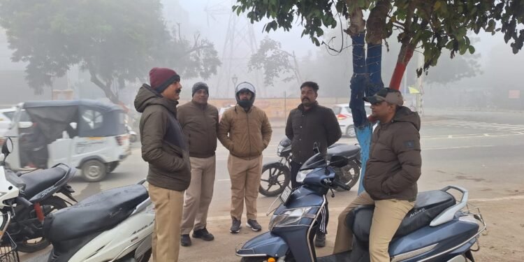 आबकारी आयुक्त अधिकारी के आदेश पर चलाया गया अभियान।