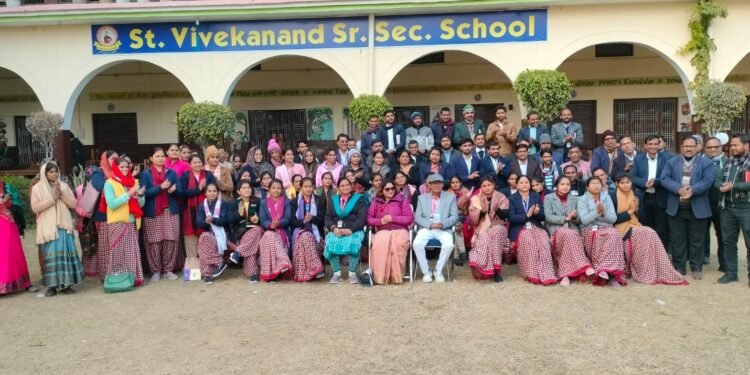 आज संत विवेकानंद ग्रुप ऑफ स्कूल के सभी विंग के अध्यापकों की प्रशिक्षण कार्यशाला(टीचर्स वर्कशॉप) का आयोजन हुआ