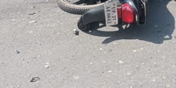 पचपेड़वा मोड़ के पास रोडवेज बस ने बाइक को टक्कर मार दी जिसमे दो लोगों कि मौत हो गयी