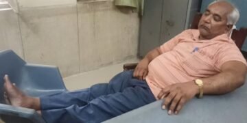 मैनपुरी वार्ड बॉय ने मल्लहम पट्टी केबिन को बनाया बेडरूम