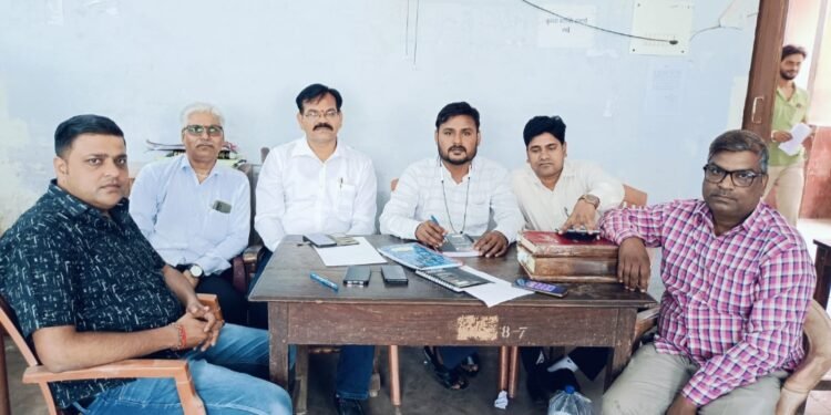 बिजली के प्री ट्राईल में 04 केस निस्तारित हुये13246 रु जुर्माना जमा हुआ!