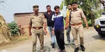 आरोपी को पीसीआर पर लेकर हत्या में प्रयुक्त सरिया की बरामद  पीसीआर पर आये अभियुक्त की निशान देही पर प्रभारी निरीक्षक ललित भाटी ने आलाकत्ल लोहे की सरिया की बरामद ..