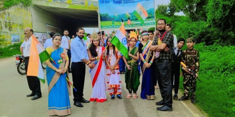सी.आर.एस.पब्लिक स्कूल किशनी रोड करहल में स्वतंत्रता दिवस का भव्य आयोजन !