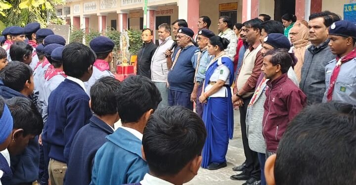 ध्वजारोहण के साथ तीन दिवसीय भारत स्काउट और गाइड शिविर का हुआ शुभारंभ…