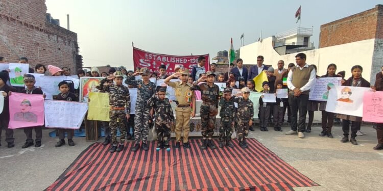 संत विवेकानंद स्कूल मे मनाई गयी नेताजी सुभाष चंद्र बोस की जयंती..