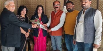 संवेदना फाउंडेशन के राष्ट्रीयअध्यक्ष धर्मवीर सिंह राही ने डॉ.रूपा को किया सम्मानित।…