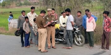 तेज रफ्तार स्विफ्ट डिज़ायर ने बाइक को मारी टक्कर,दो युवक गंभीर घायल..