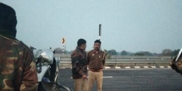 बुंदेलखंड एक्सप्रेसवे में भीषण सड़क दुर्घटना…