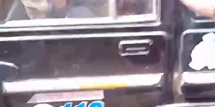 मैनपुरी महिला ने डायल112 नंबर पर तैनात सिपाहीऔर दरोगा पर दबंगई करने का लगायाआरोप…