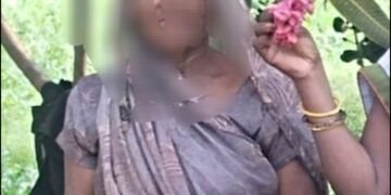 रास्ते में जानवर बाधने के विवाद में दबंगों ने लाठी डंडों से पीट पीट कर की महिला की हत्या,आरोपी हुए फरार…..