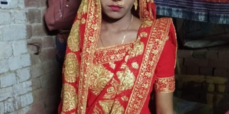 नव विवाहिता की संदिग्ध परिस्थितियों में हुई मृत्यु परिजनों ने हत्या का लगाया आरोप….