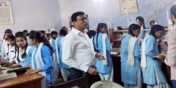 बेवर स्थित अमर शहीद इंटर कॉलेज एवं भोगांव कस्बा स्थित मदन इंटर कॉलेज का जिलाधिकारी अंजनी कुमार सिंह ने औचक निरीक्षण किया…