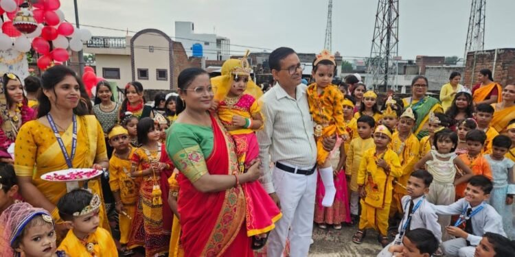 करहल संत विवेकानंद ग्रुप आफ स्कूल्स के सेंट वी.पी.एस.में कृष्ण जन्माष्टमी से पूर्व आज कृष्ण जन्माष्टमी कार्यक्रम का आयोजन किया गया…