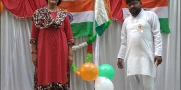 करहल ब्लॉक मे बाल विकास परियोजना कार्यालय में ध्वजारोहण..