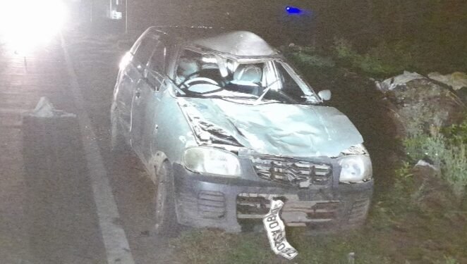 करहल में आवारा पशु से टकराई कार,हादसा टला…