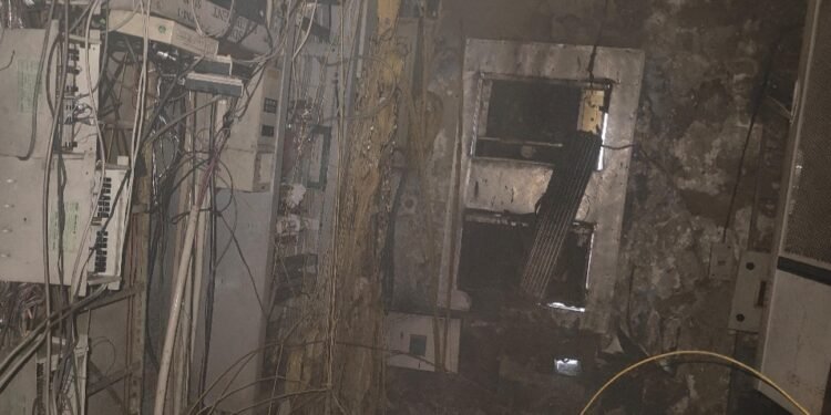 बी.एस.एन.एल. कार्यालय में लगी आग से मचा हड़कंप सेवाएं आग लगने से हुई ठप्प,24 घंटे बाधित रहेगी….