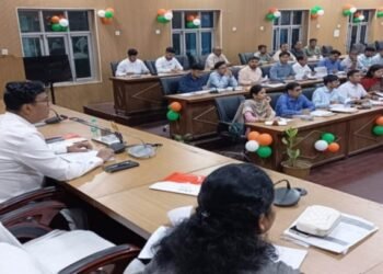 मैनपुरी में जिलाधिकारी ने राजस्व कार्यों की समीक्षा में जताई नाराजगी…