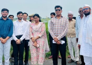 करहल ब्लॉक के ग्राम पंचायत सौज व सहन में जिलाधिकारी अंजनी कुमार सिंह ने किया निरीक्षण..