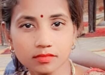 विवाहिता की संदिग्ध परिस्थितियों में हुई मृत्यु शव पेड़ पर लटकता मिला ग्रामीणों ने पुलिस को दी सूचना…