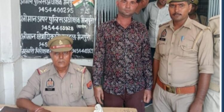 करहल पुलिस ने एक अभियुक्त को अवैध तमंचा व कारतूस सहित दबोचा…