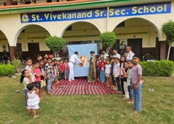 आज संत विवेकानंद ग्रुप ऑफ स्कूल्स करहल के सीनियर सेकेंडरी स्कूल में ब्रह्माजी के पुत्र भगवान विश्वकर्मा जी की जयंती बड़े ही धूम-धाम से मनाई गई।…