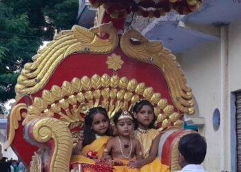 करहल महर्षि बाल्मीक की प्रतिमा पर माल्यार्पण व दीप प्रज्वल कर निकाली गई महर्षि वाल्मीकि की शोभायात्रा…