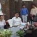 मैनपुरी एक दिन की बनीं जिलाधिकारी,छात्राओं ने संभाली जिम्मेदारी कनिष्का ने कई फरियादियों की समस्याएँ सुनीं…