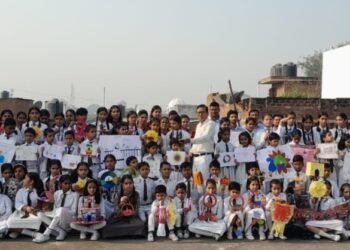 करहल संत विवेकानंद ग्रुप आफ स्कूल के सभी विद्यालयों में धनतेरस के पावन पर्व पर विद्यालय में घर सजाने हेतु छात्र/छात्राओं ने विभिन्न प्रकार के मॉडल बनाकर अपनी प्रतिभा दिखाई…