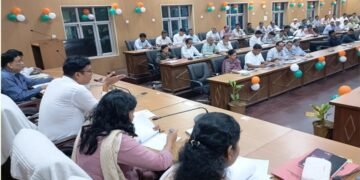मैनपुरी असंतुष्ट फीडबैक के प्रति सजग रहें अधिकारी,शासन स्तर से किसी भी शिकायत पर प्राप्त न हो असंतुष्ट फीडबैक-जिलाधिकारी।