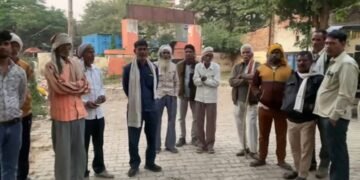 मैनपुरी दिनदहाड़े सनसनीखेज वारदात जानवर चराने गए 16 वर्षीय किशोर की कुल्हाड़ी से हत्या