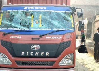 करहल तीन दिन पहले सड़क पर खड़ी कैंटर हटाने को लेकर हुआ झगड़ा,प्राथमिकी दर्ज!