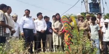 मैंनपुरी-मिशन समाधान 50 साल का इंतजार खत्म,पट्टेदारों को मिला कब्जा,सैकड़ों बीघा जमीन अवैध कब्जे से मुक्त ।